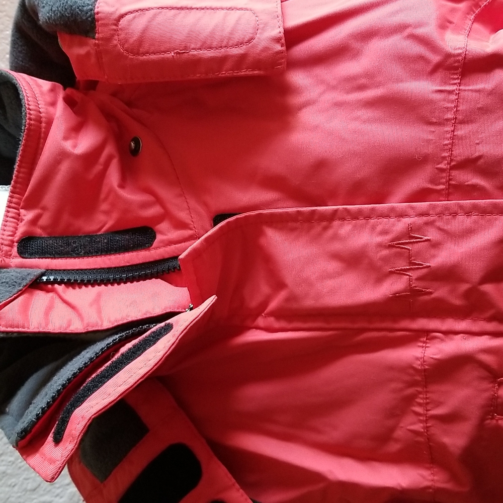 Pulse Red Jacket - Picture 4 of 11